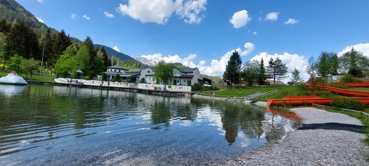 Appartements Haus Bergland Sankt Martin am Tennengebirge Bagian luar foto