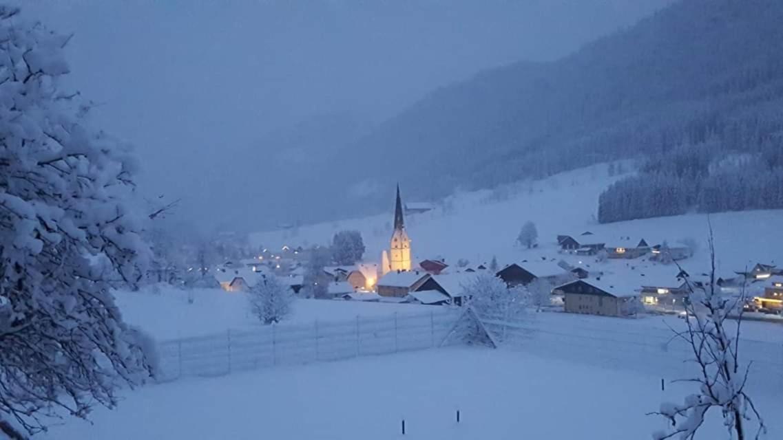 Appartements Haus Bergland Sankt Martin am Tennengebirge Bagian luar foto